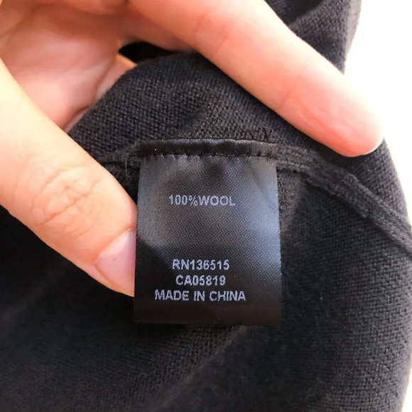 One Grey Day 100% Wool Tight Knit Gray Grunge Bohemian Cutout Back Sweater XS - Picture 7 of 8